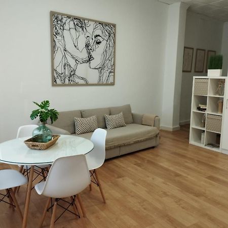 Apartamento Turistico Leo บาเอนา ภายนอก รูปภาพ