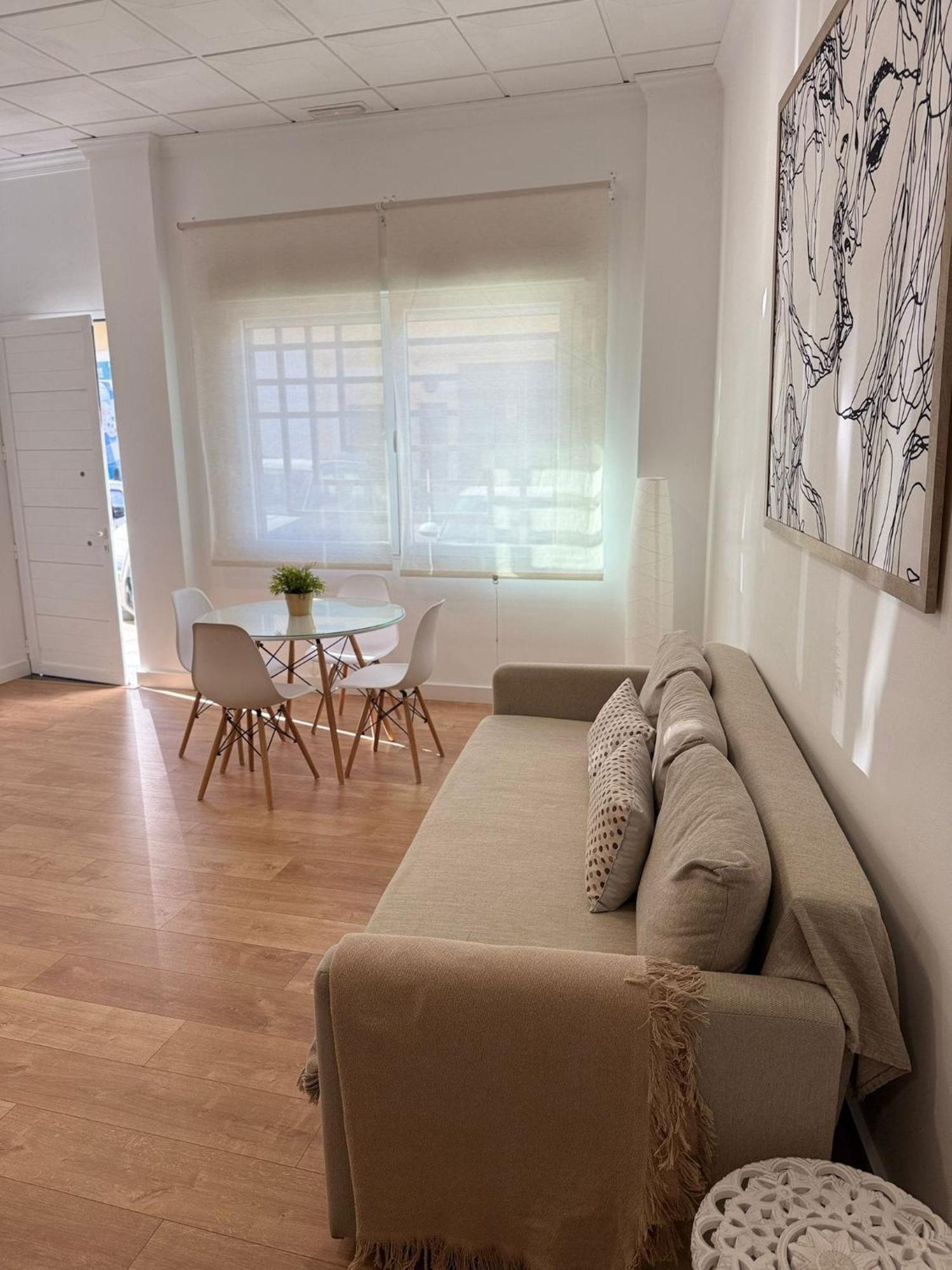 Apartamento Turistico Leo บาเอนา ภายนอก รูปภาพ