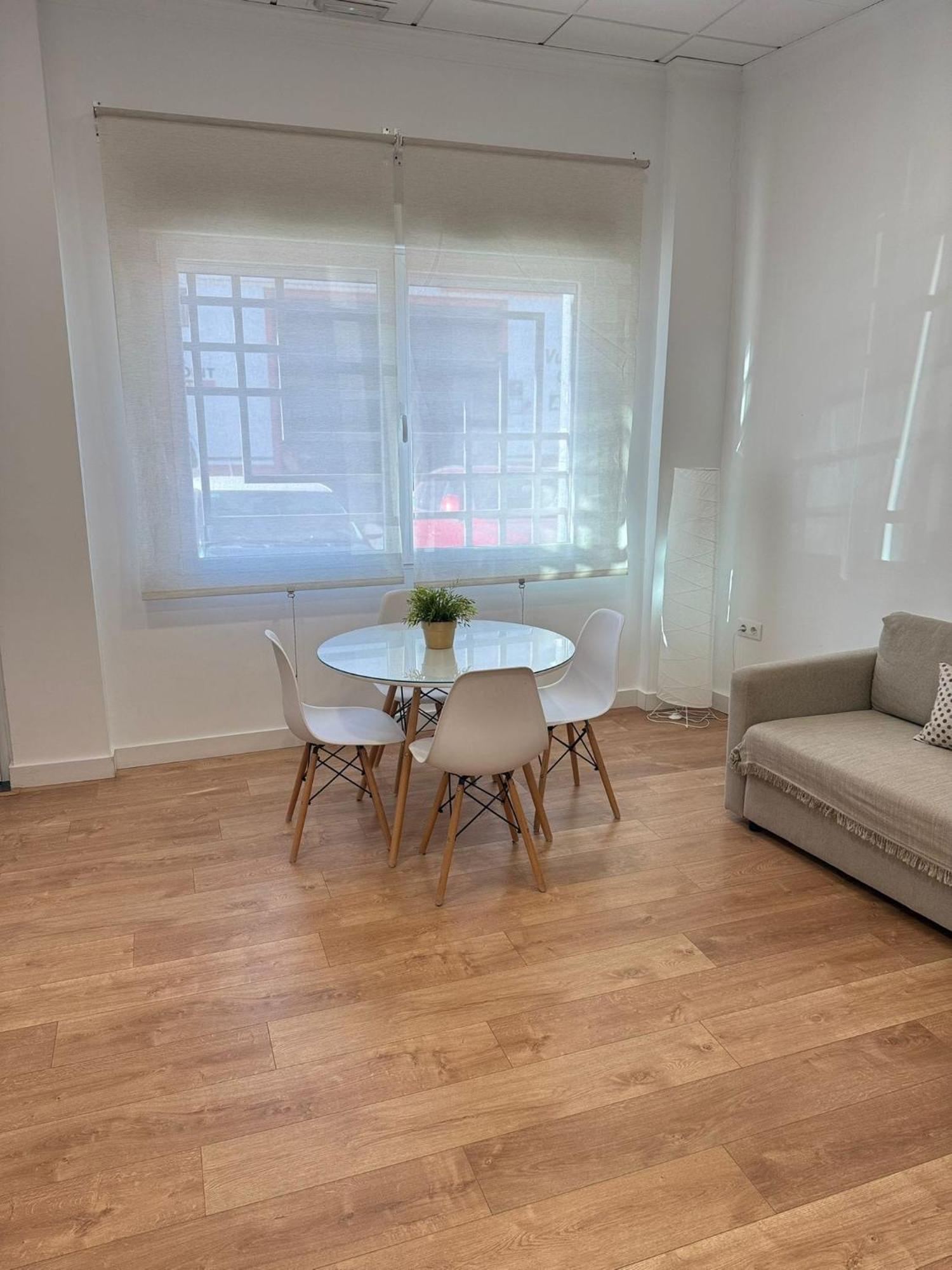 Apartamento Turistico Leo บาเอนา ภายนอก รูปภาพ